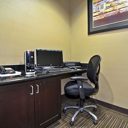 Best Western Giddings Inn & Suites Facilities photo