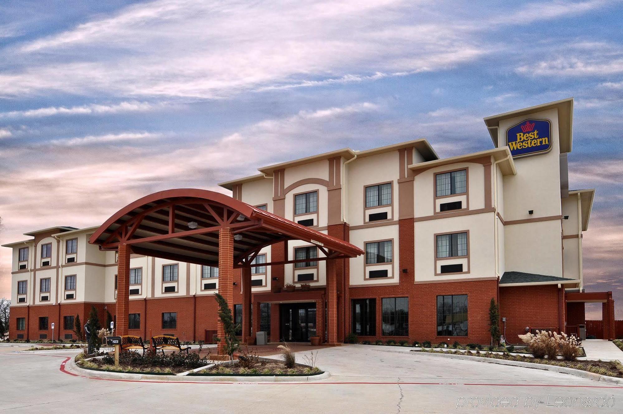 Best Western Giddings Inn & Suites Exterior photo